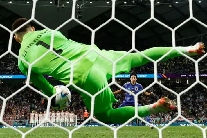 টাইব্রেকারে জাপানকে কাঁদিয়ে কোয়ার্টার ফাইনালে ক্রোয়েশিয়া