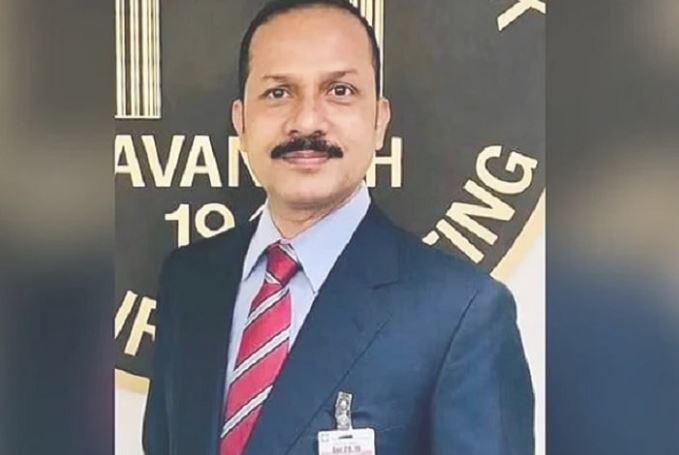 বিমানের নতুন এমডি শফিউল আজিম