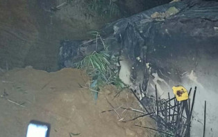 কক্সবাজারে পাহাড়ের মাটি চাপা পড়ে নারীসহ নিহত ৪