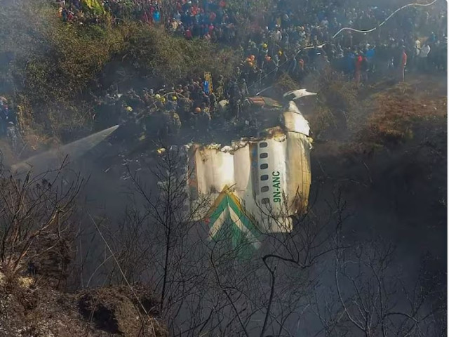 উড়োজাহাজ বিধ্বস্তের ঘটনায় কাউকে জীবিত উদ্ধার করা যায়নি, জানাল সেনাবাহিনী