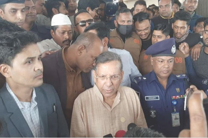 সংবিধান অনুযায়ীই আগামী নির্বাচন হবে : আইনমন্ত্রী