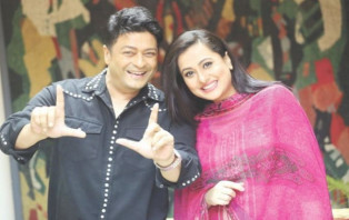 চমক নিয়ে আসছেন ফেরদৌস-পূর্ণিমা 