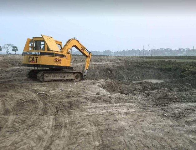 ফসলি জমিতে মাটি কাটার দায়ে একজনকে কারাদণ্ড 