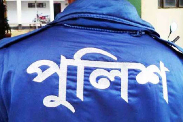 রাজশাহীতে পর্নোগ্রাফি মামলায় পুলিশ সদস্য গ্রেপ্তার 