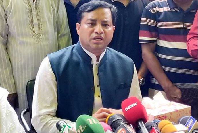 তালাক নিয়ে প্রশ্ন করায় বাড়িতে দাওয়াত দিলেন জাহাঙ্গীর