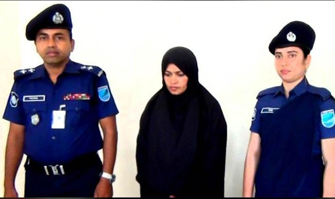 শ্রেণিকক্ষে আটকে বাবা-ছেলেকে নির্যাতনের ঘটনার মূলহোতা রুমা গ্রেপ্তার