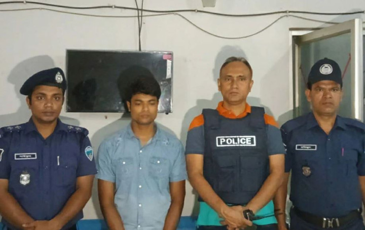 কলেজছাত্রীর গোসলের ভিডিও ধারণ করে অনৈতিক প্রস্তাব, ছাত্রদল নেতা গ্রেফতার