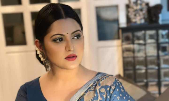 ডিভোর্স নিয়ে মুখ খুললেন পরীমণি