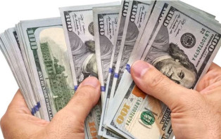 প্রবাসী আয়ে ফের বইছে সুবাতাস