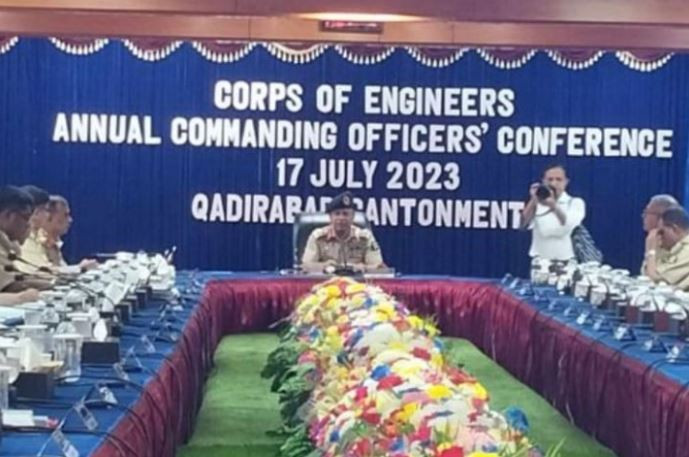 'দেশ ও মানুষের উন্নয়নে বাংলাদেশ সেনাবাহিনী কাজ করছে'