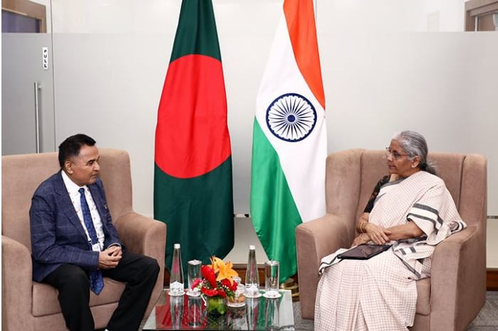 শেখ হাসিনার নেতৃত্বের ভূয়সী প্রশংসা ভারতের অর্থমন্ত্রীর