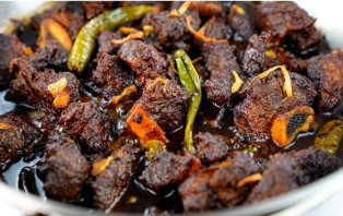 গরুর মাংসের কালো ভুনার সহজ রেসিপি