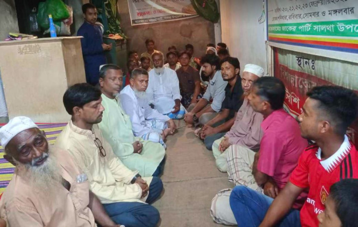 জাদু মিয়ার সুস্থতা কামনা করে সালথায় মিলাদ-মাহফিল ও দোয়া অনুষ্ঠিত