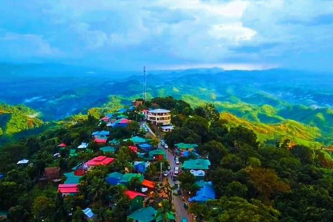 সাজেকে আটকা ৩ শতাধিক পর্যটক