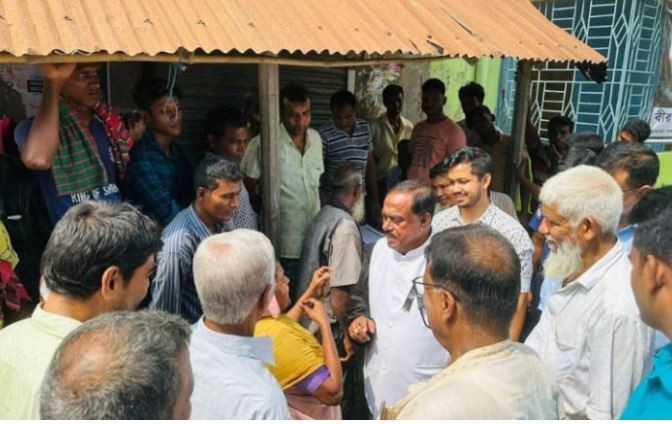 পৃথিবীর কোথাও এমন মহৎ খাদ্য কর্মসূচি নেই : খাদ্যমন্ত্রী 
