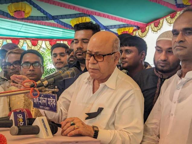 আওয়ামী লীগ ফাঁকা মাঠে গোল দিতে চায় না : অ্যাডভোকেট কামরুল ইসলাম
