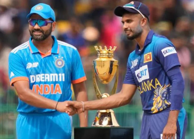 শিরোপার লড়াইয়ে টস জিতে ব্যাটিংয়ে শ্রীলঙ্কা