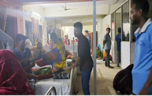 কোচিংয়ে একে একে ২০ শিক্ষার্থী অসুস্থ, হাসপাতালে ভর্তি