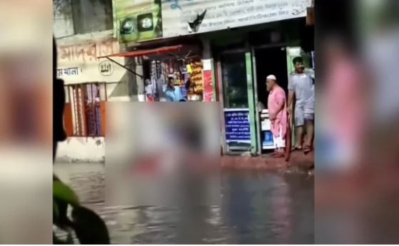 রাজধানীতে বৃষ্টির পানিতে বিদ্যুৎস্পৃষ্টে শিশুসহ নিহত চার