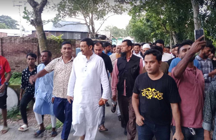 সরকারের উন্নয়ন তুলে ধরে গনসংযোগ করেছেন এমপি লাবু চৌধুরী
