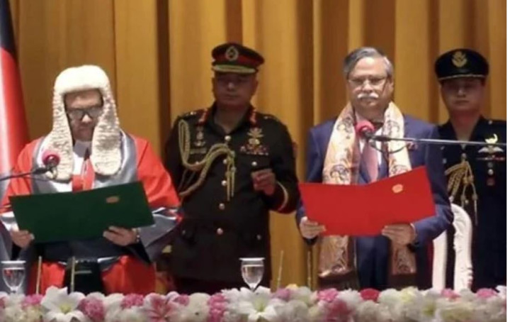 শপথ নিলেন প্রধান বিচারপতি ওবায়দুল হাসান