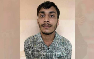 মিরপুরে চাঁদাবাজির অভিযোগে ‘চাপাতি ফাহিম’ গ্রেফতার