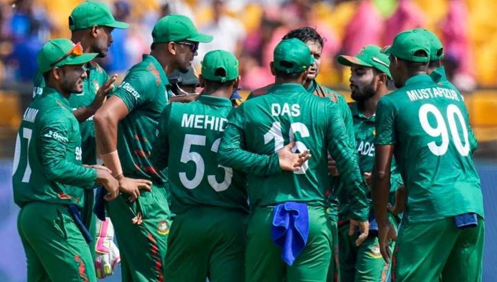 ইংল্যান্ডের বিপক্ষে ফিল্ডিংয়ে বাংলাদেশ, বাদ মাহমুদউল্লাহ
