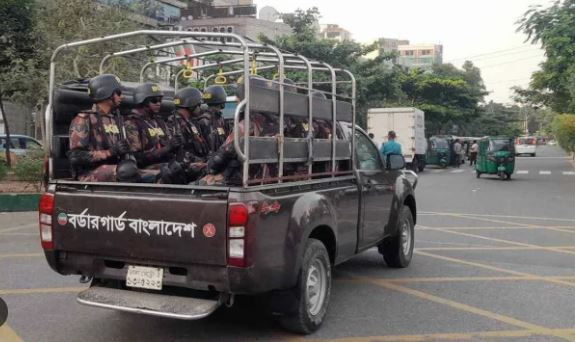 দেশব্যাপী ২৩২ প্লাটুন বিজিবি মোতায়েন