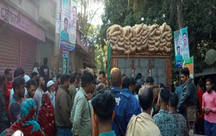 সালথায় ট্রাকের চাকায় পিষ্ট হয়ে বৃদ্ধা নারীর মৃত্যু 