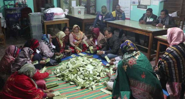 নওগাঁ-২ আসনে চলছে ভোট গণনা