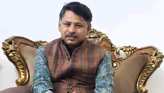 সিনিয়র সাংবাদিক লায়েকুজ্জামান আর নেই