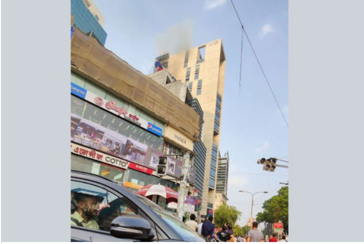 গুলশানে ১৮ তলা ভবনে আগুন