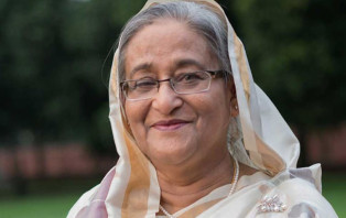 দেশে ফিরেছেন প্রধানমন্ত্রী