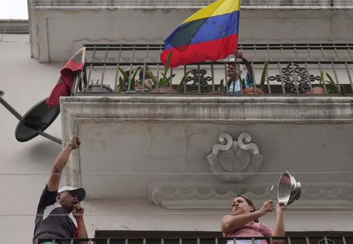 নির্বাচনে কারচুপির অভিযোগ, ভেনিজুয়েলার ওপর নিষেধাজ্ঞার হুমকি যুক্তরাষ্ট্রের