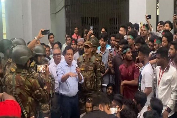 এইচএসসিতে অটোপাস নিয়ে পরীক্ষা নিয়ন্ত্রক যা জানালেন
