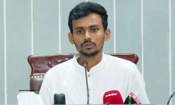 বিনা নোটিশে পানি ছেড়ে দেওয়ায় ভারতের কাছে ব্যাখ্যা চাইলেন উপদেষ্টা আসিফ