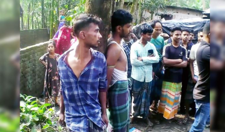 লক্ষ্মীপুরে গৃহবধূকে হত্যার অভিযোগ, স্বামী-ভাসুর আটক