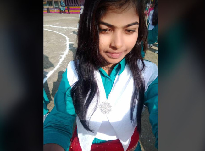 চরভদ্রাসনে মদ পান করে স্কুল ছাত্রীর মৃত্যু