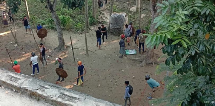 ভাঙ্গায় তুচ্ছ ঘটনায় দুই গ্রুপের সংঘর্ষে আহত ১০