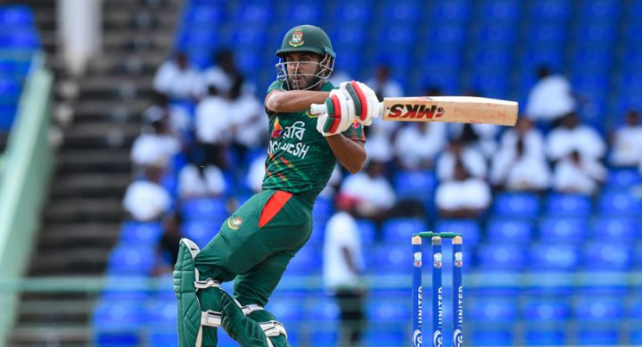 ওয়েস্ট ইন্ডিজকে ২৯৫ রানের লড়াকু লক্ষ্য দিলো বাংলাদেশ