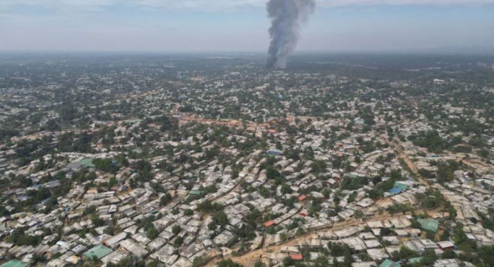 রোহিঙ্গা ক্যাম্পে আগুন, ২ শিশুর মরদেহ উদ্ধার