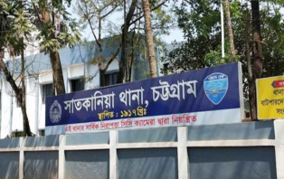 চট্টগ্রামে ডাকাত সন্দেহে দুইজনকে পিটিয়ে হত্যা, গুলিবিদ্ধ ৫