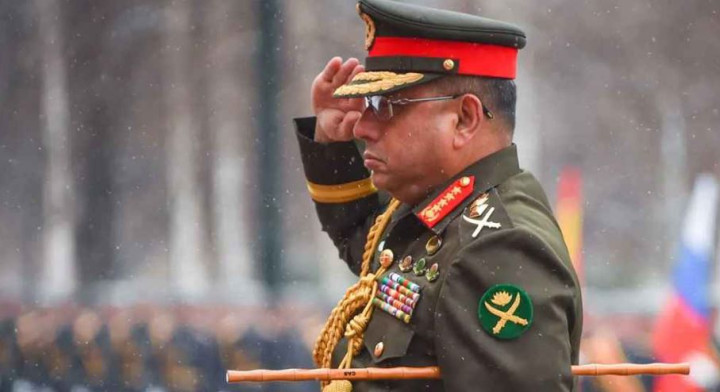 রাশিয়ান শহীদ সেনাদের প্রতি সেনাপ্রধানের শ্রদ্ধা 