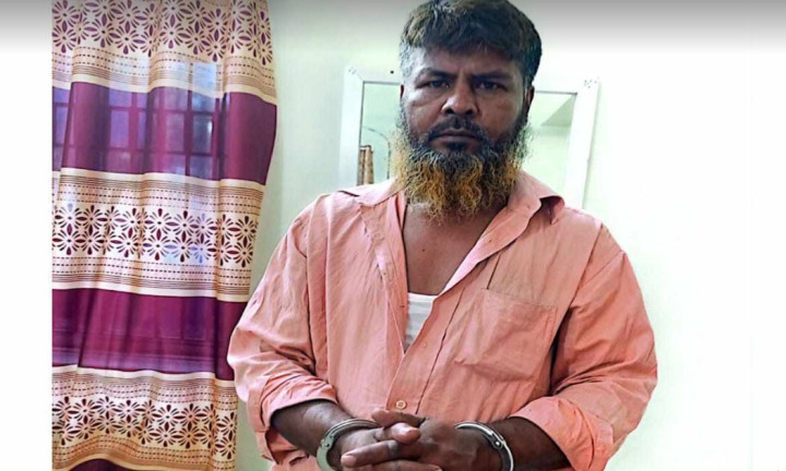 স্বর্ণেরবার দেখিয়ে সাধারণ মানুষের সঙ্গে প্রতারণার সদরপুরে গ্রেপ্তার ১