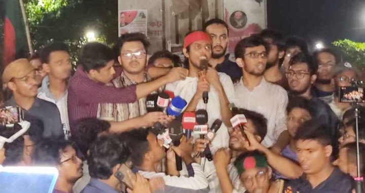 দেশের সব শিক্ষাপ্রতিষ্ঠানে ক্লাস বর্জনের ডাক শিক্ষার্থীদের