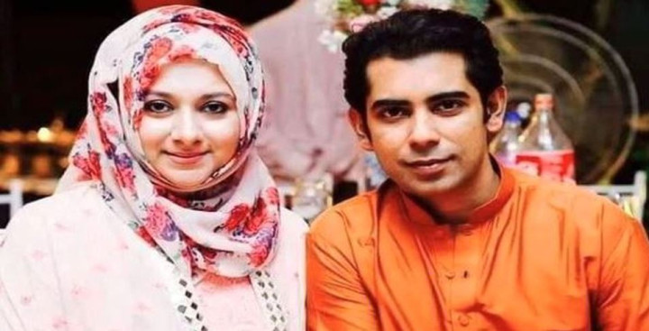 অবশেষে বিদেশ গেলেন পার্থর স্ত্রী