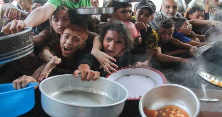 গাজায় ৪৮ ঘণ্টায় মারা যেতে পারে ১৪ হাজার শিশু