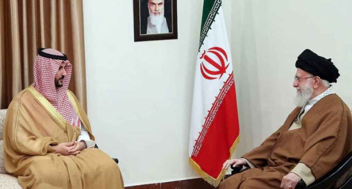 ট্রাম্পের সঙ্গে পারমাণবিক চুক্তিতে রাজি হতে ইরানকে সৌদির চাপ! 