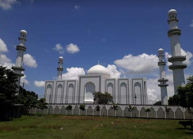 বিশ্ব জাকের মঞ্জিল ও চন্দ্রপাড়া পাক দরবার শরীফে বৃহত্তম ঈদুল আযহার জামাত অনুষ্ঠিত হবে
