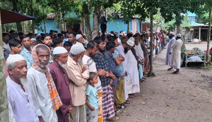বীর মুক্তিযোদ্ধা সাইদুর রহমান বকুলের রাষ্ট্রীয় মর্যাদায় দাফন